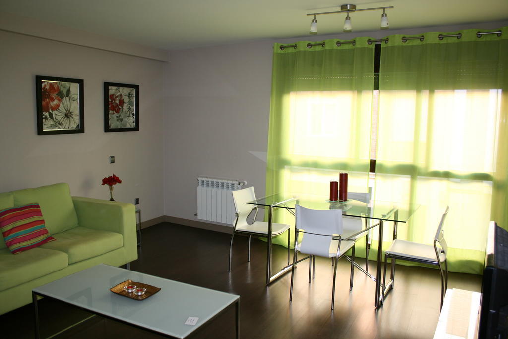 Apartamentos Calle Jose Madrid Room photo