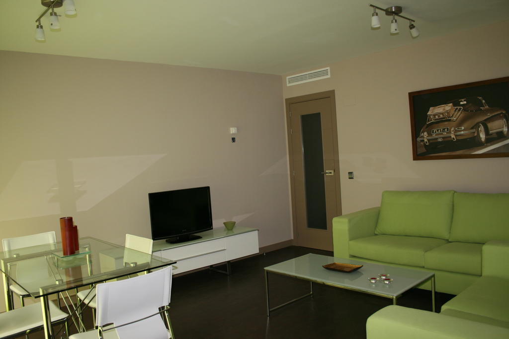 Apartamentos Calle Jose Madrid Room photo